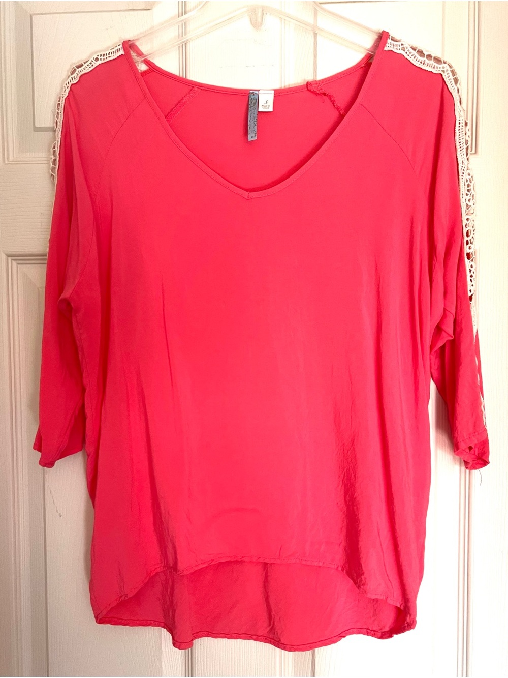 Moonlight V-Neck Tunic Top in Pink with Cream Crochet-Trim Sleeves